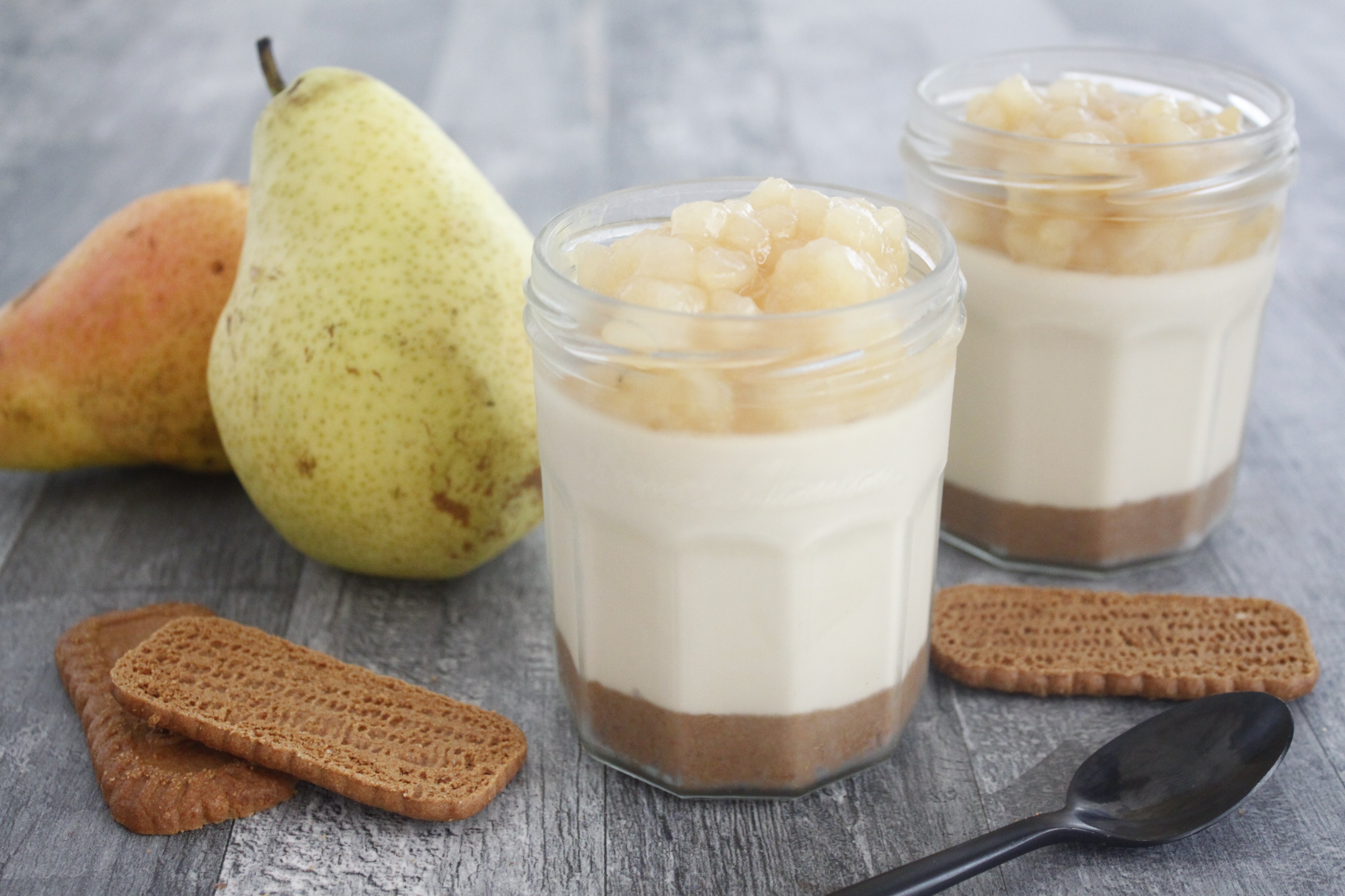 Cheesecake praliné, spéculoos, poire